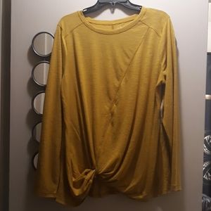 🌺ST. JOHN'S BAY MUSTARD COLORED Top